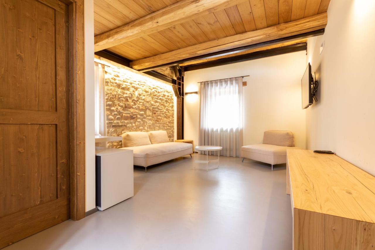Borgotufi Albergo Diffuso Castel del Giudice Exterior photo