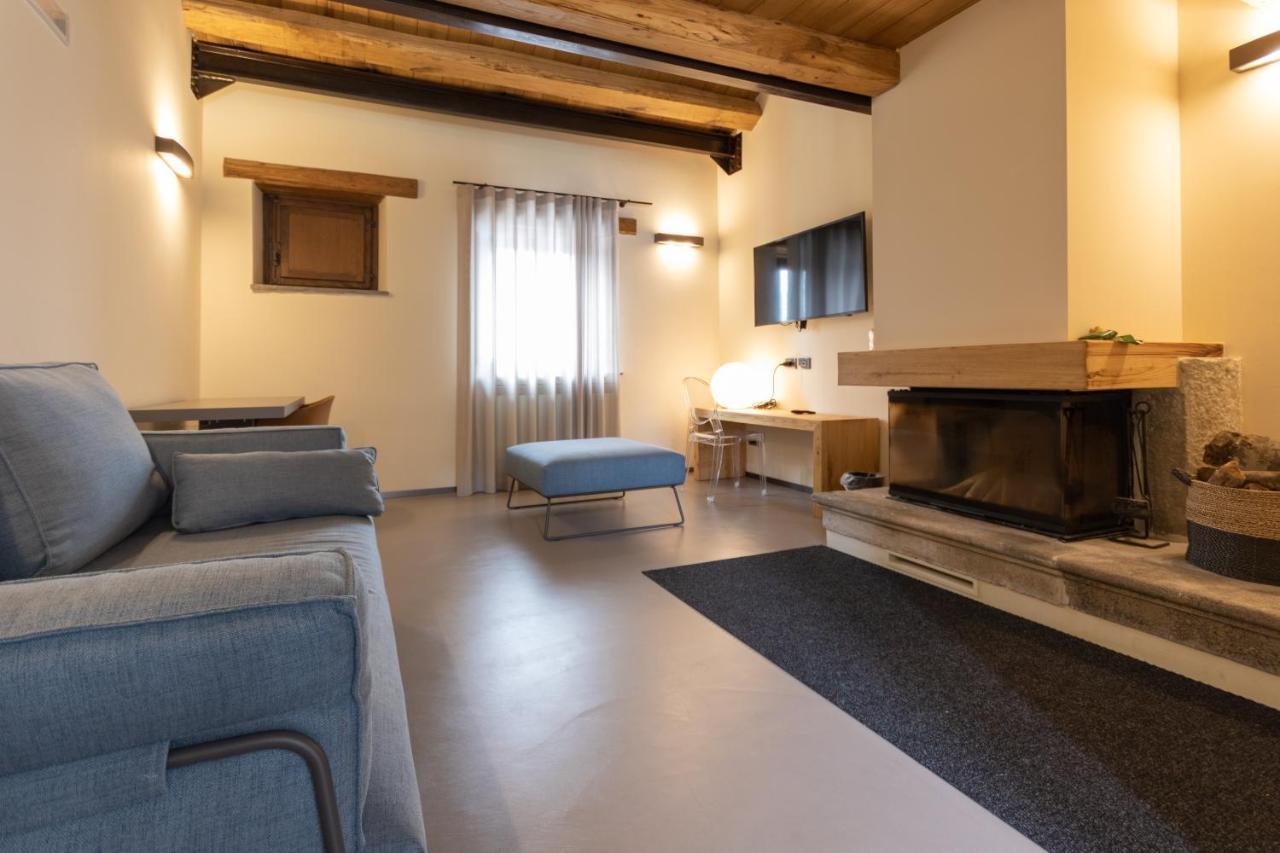 Borgotufi Albergo Diffuso Castel del Giudice Exterior photo