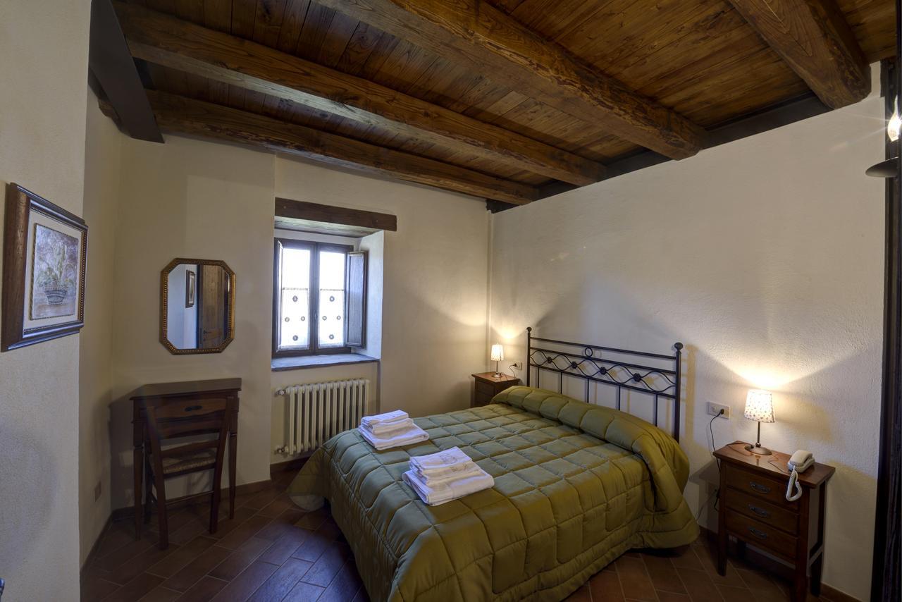 Borgotufi Albergo Diffuso Castel del Giudice Exterior photo