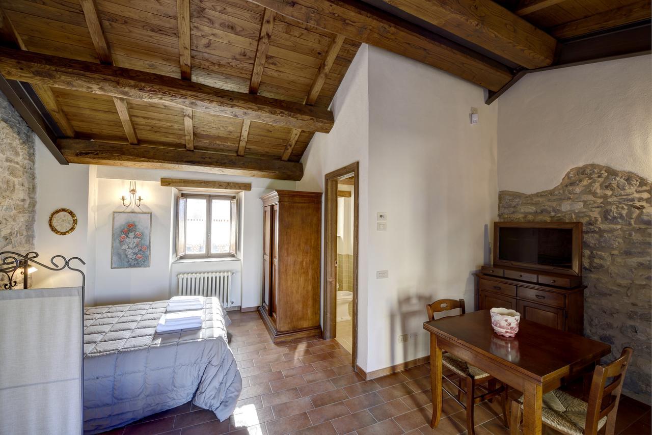 Borgotufi Albergo Diffuso Castel del Giudice Exterior photo