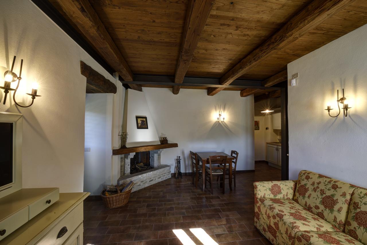 Borgotufi Albergo Diffuso Castel del Giudice Exterior photo