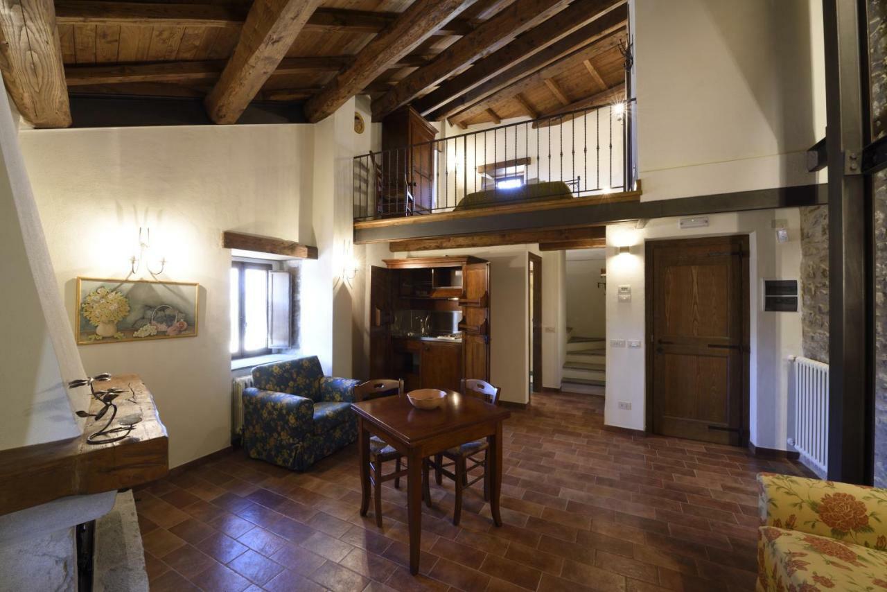 Borgotufi Albergo Diffuso Castel del Giudice Exterior photo