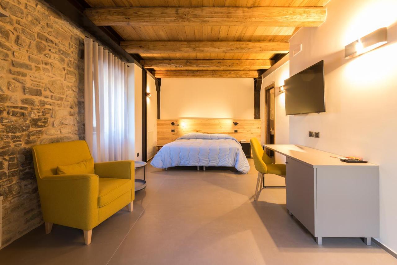 Borgotufi Albergo Diffuso Castel del Giudice Exterior photo