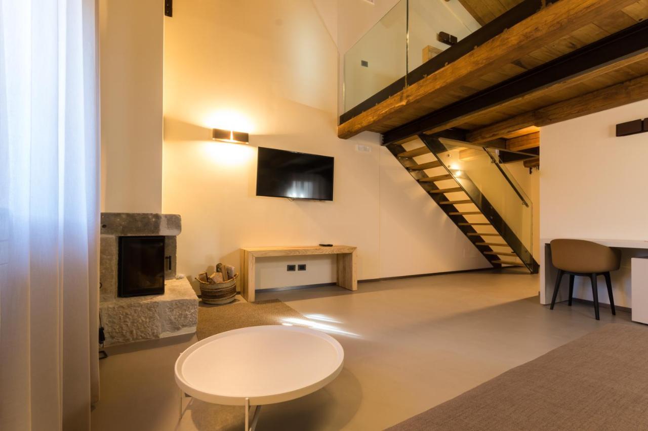 Borgotufi Albergo Diffuso Castel del Giudice Exterior photo